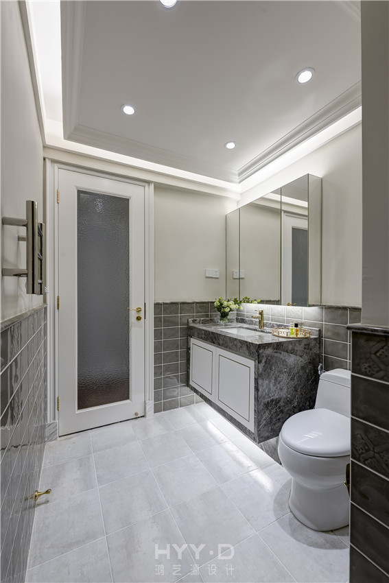 如何设计别墅的浴室镜?
